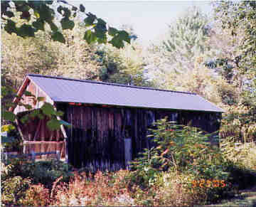 Salmond Bridge. Photo by Liz Keating, September 23, 2005